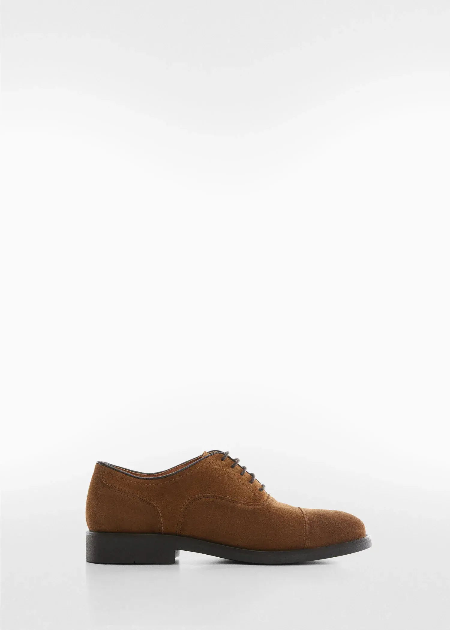 Mango Split leather suit shoes. a pair of brown shoes on a white background. 