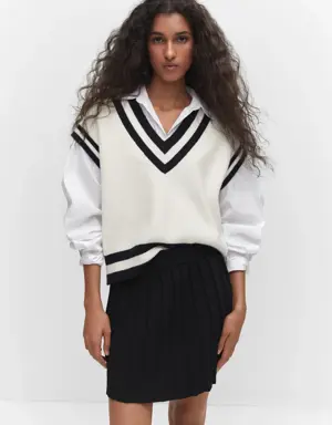 Pleated knitted mini-skirt