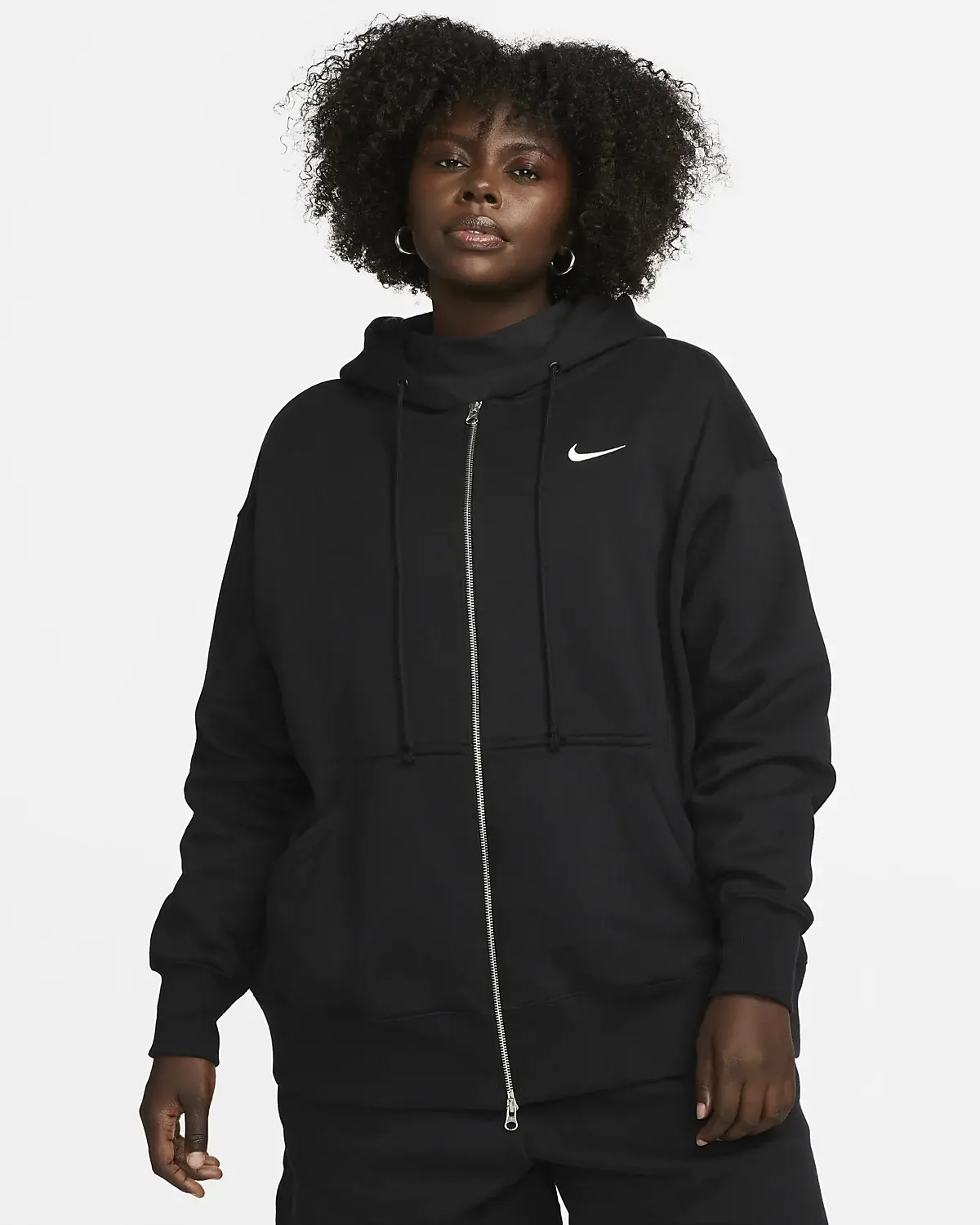 Nike Sportswear Phoenix Fleece. 1