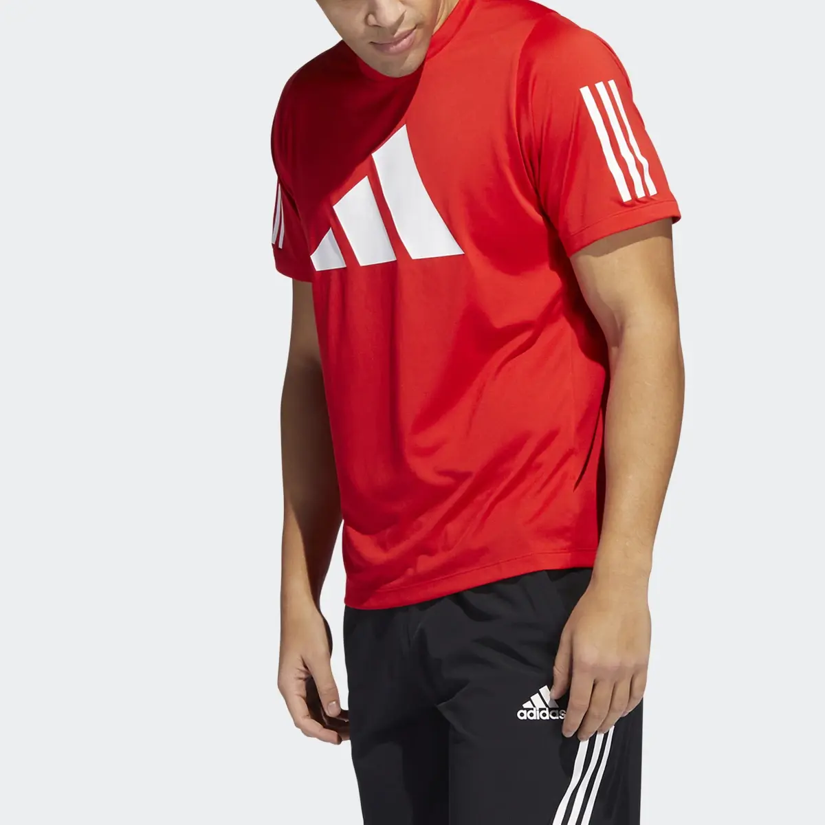 Adidas T-shirt FreeLift. 1