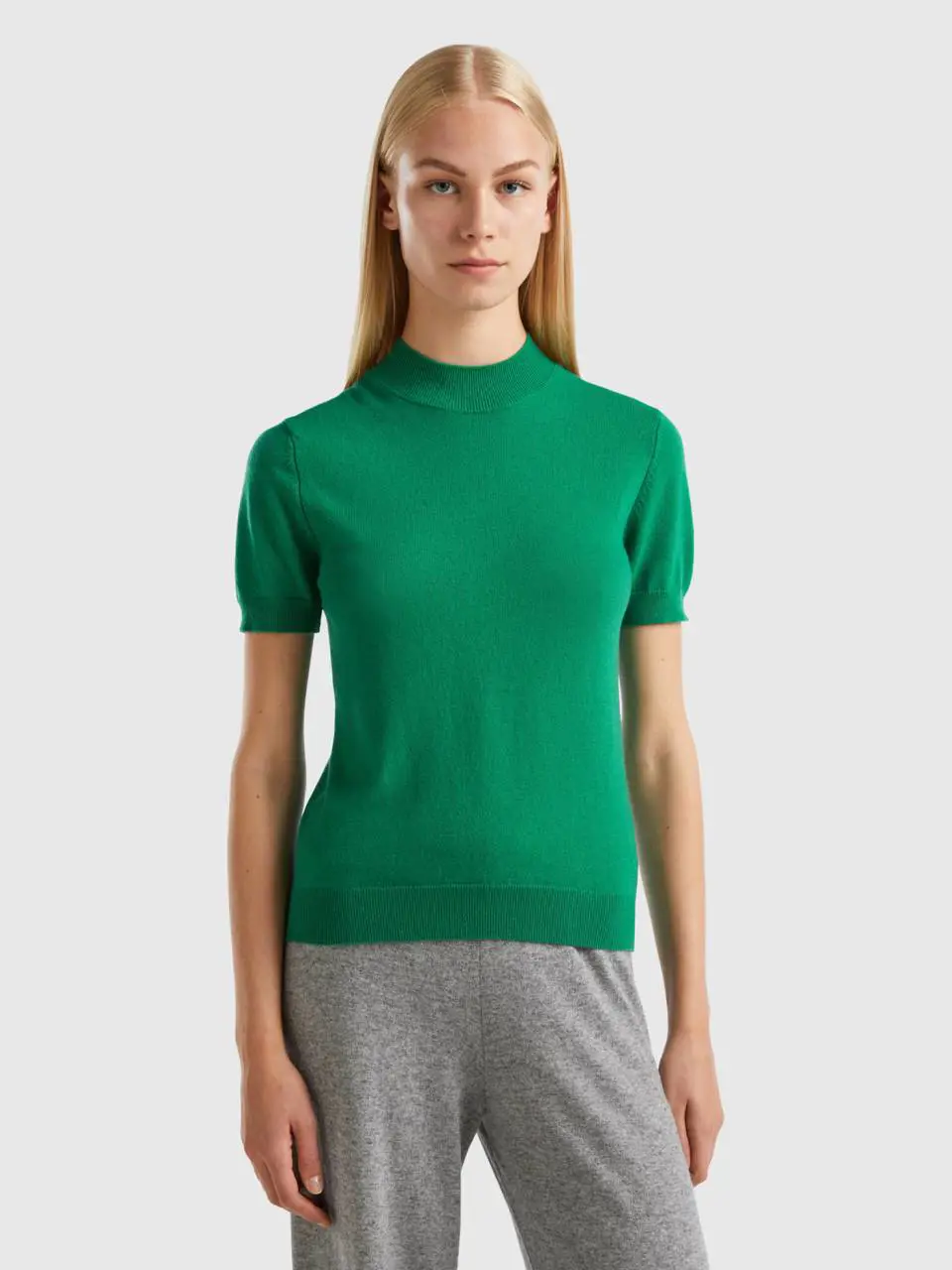 Benetton forest green short sleeve sweater in cashmere blend. 1