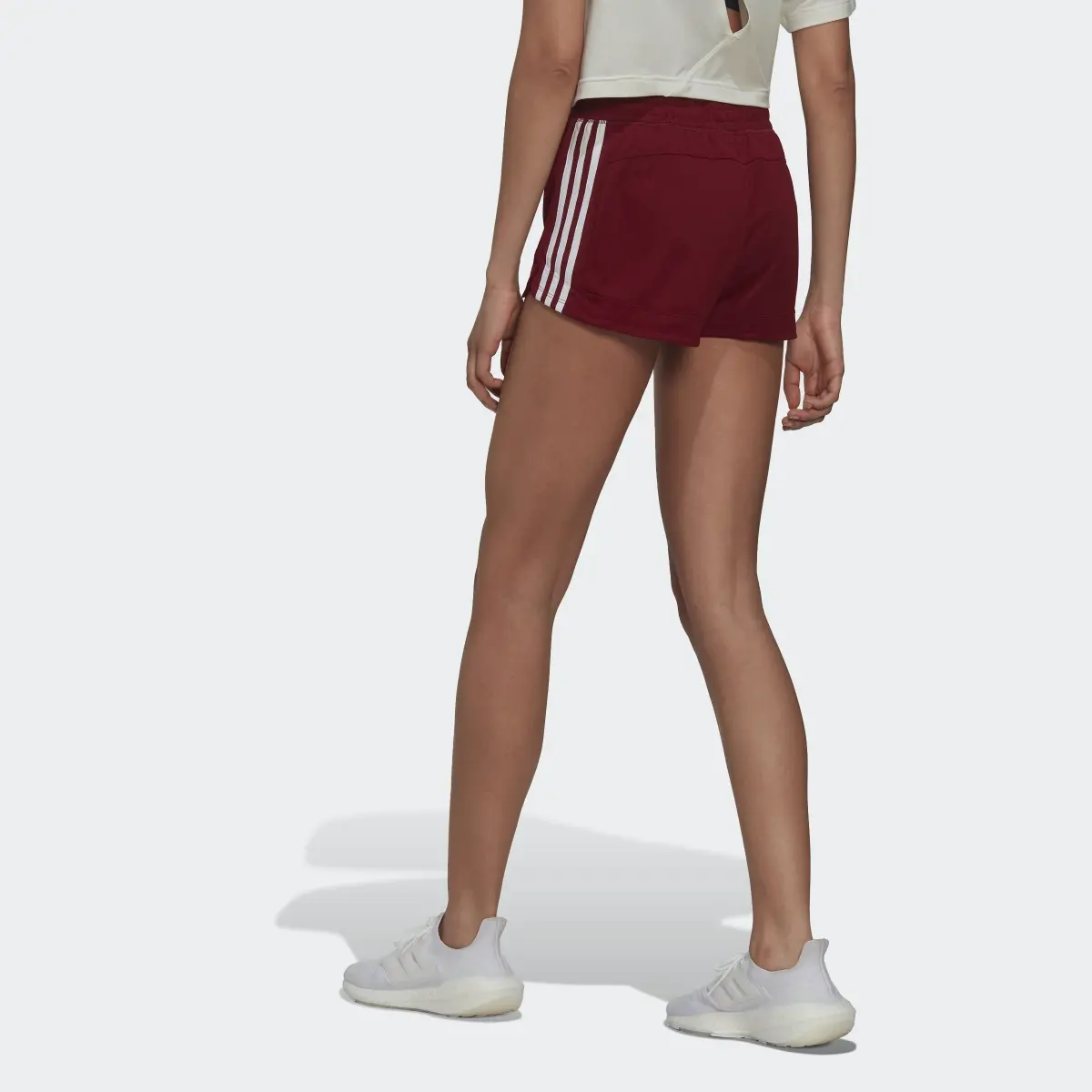 Adidas Shorts Tejidos Pacer 3 Franjas. 3