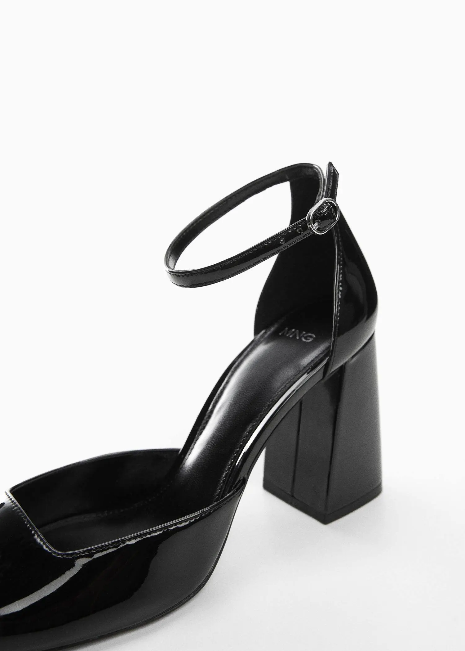 Mango Patent leather heel shoes. 3