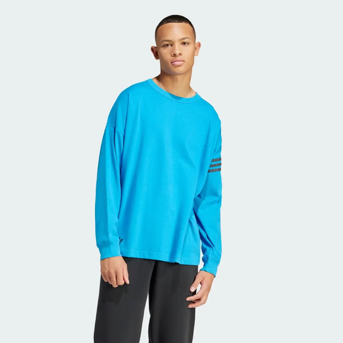 Adidas Street Neuclassic Long Sleeve Long-Sleeve Top. 2