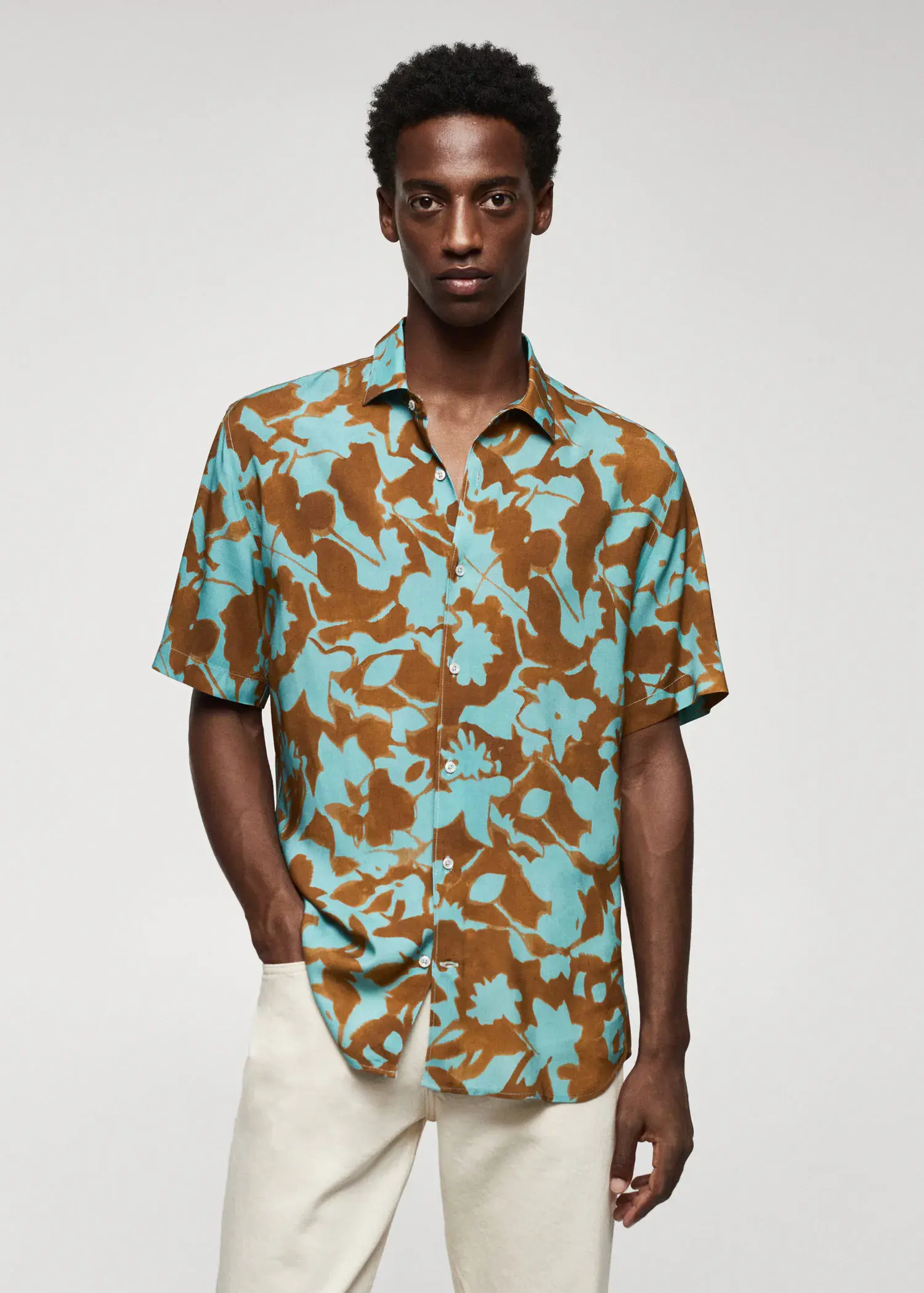 Mango Flowy floral print shirt. 2