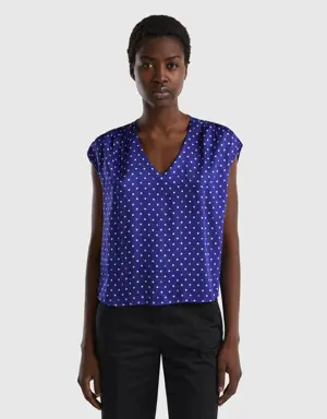 short sleeve patterned blouse