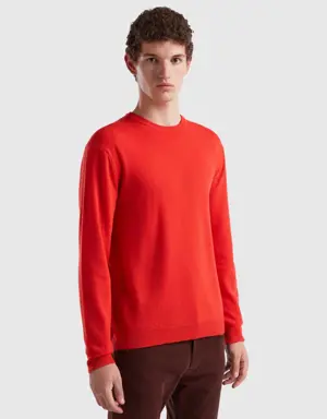 red crew neck sweater in pure merino wool