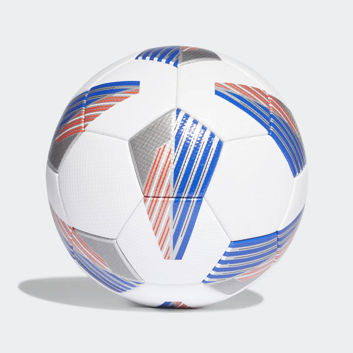 Adidas Team Competition Ball. 3