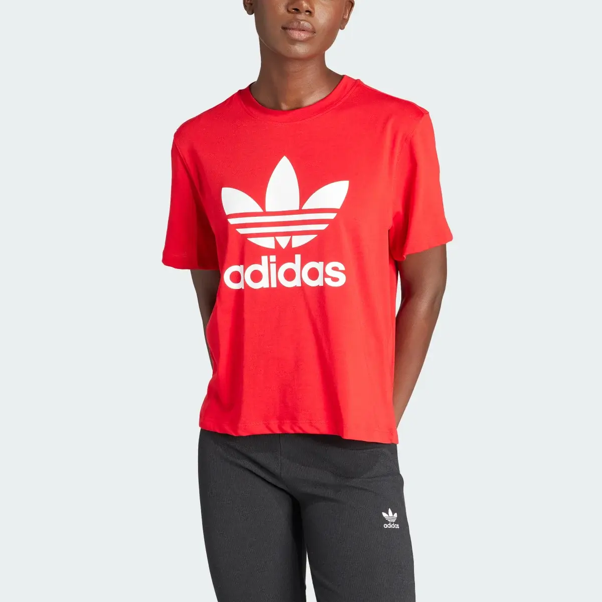 Adidas Adicolor Trefoil Boxy Tee. 1