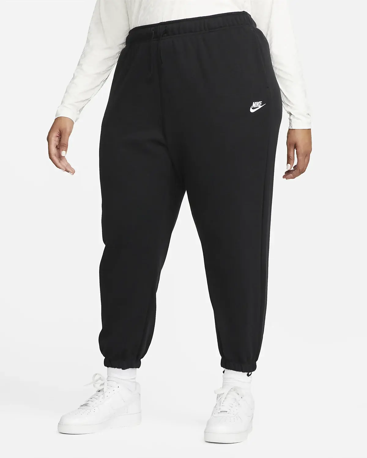 Nike Sportswear Club Fleece. 1