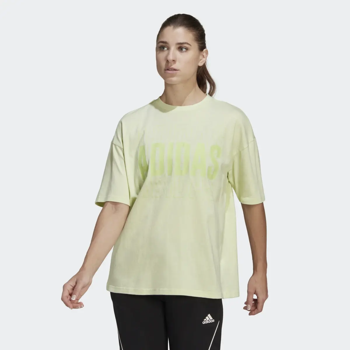 Adidas T-shirt Essentials Repeat adidas Logo Oversized. 2