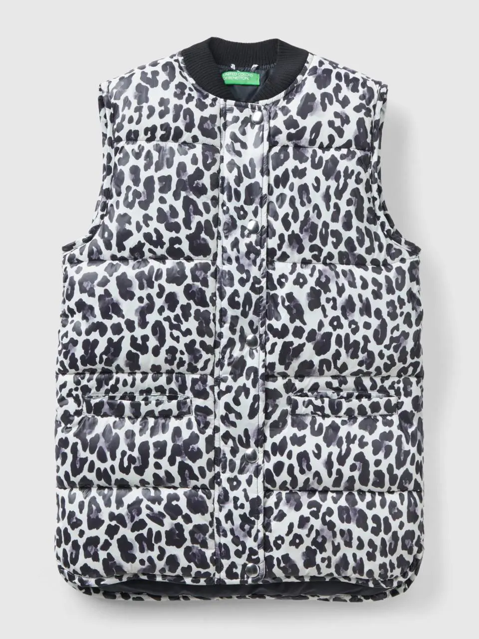 Benetton sleeveless animal print jacket. 1