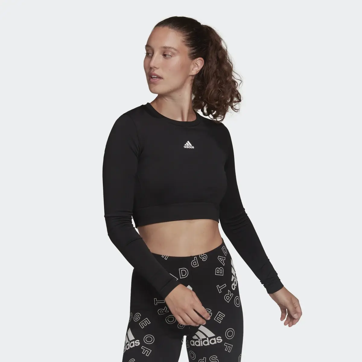 Adidas AEROKNIT Seamless Fitted Cropped Tee. 2