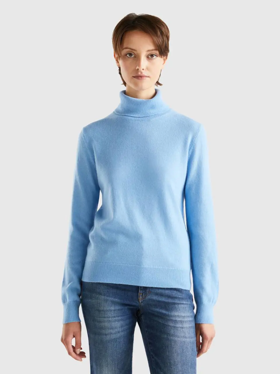 Benetton light blue turtleneck in pure cashmere. 1