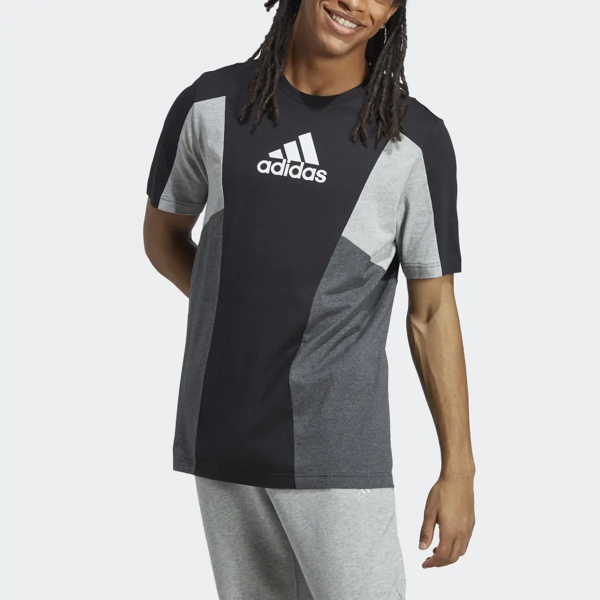 Adidas Playera Essentials Colorblock. 1