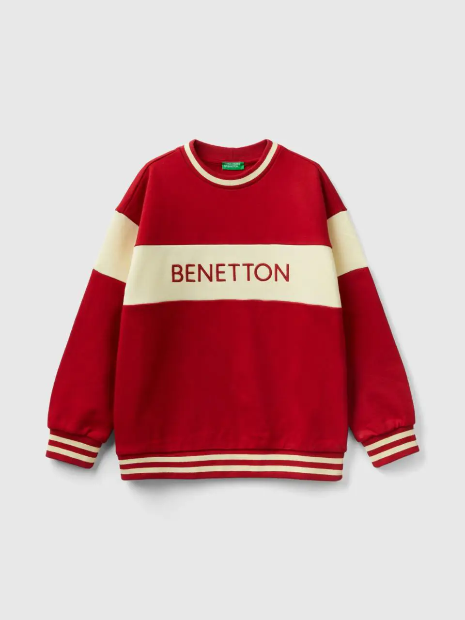 Benetton red sweatshirt with embroidered logo. 1