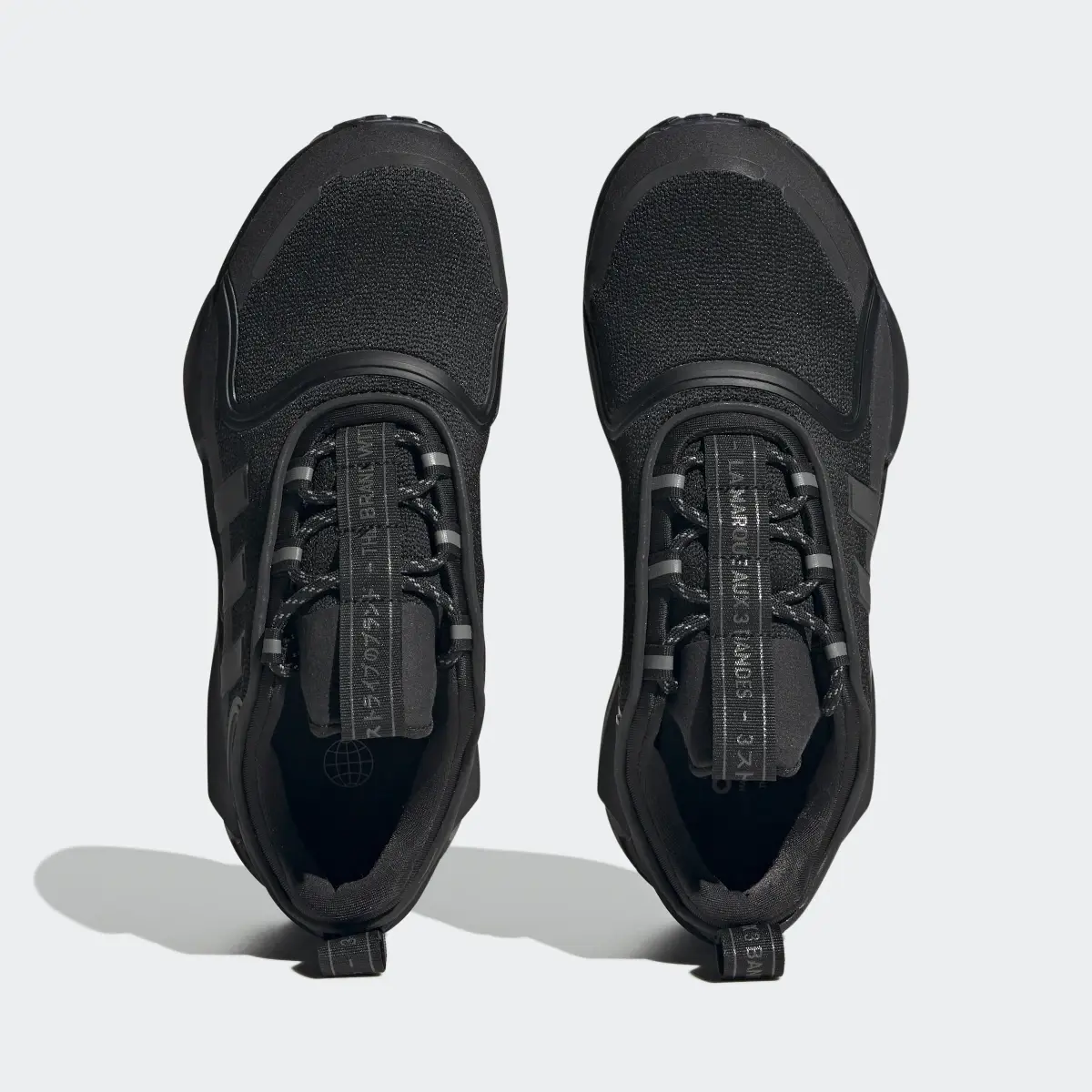 Adidas Chaussure NMD_R1 V3. 3
