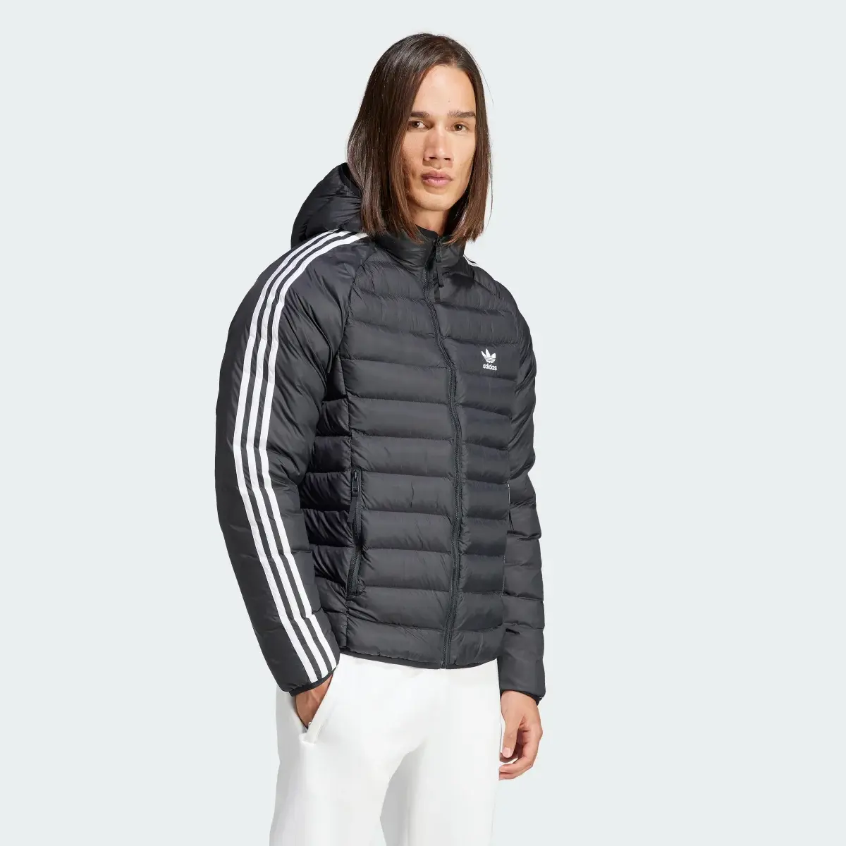 Adidas Chaqueta acolchada con capucha Puffer. 2