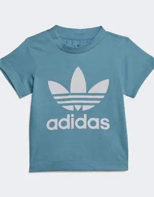 Adidas T-shirt Trefoil. 2 Adidas T-shirt Trefoil. 2