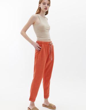 Yüksek Bel Carrot-Fit Pantolon