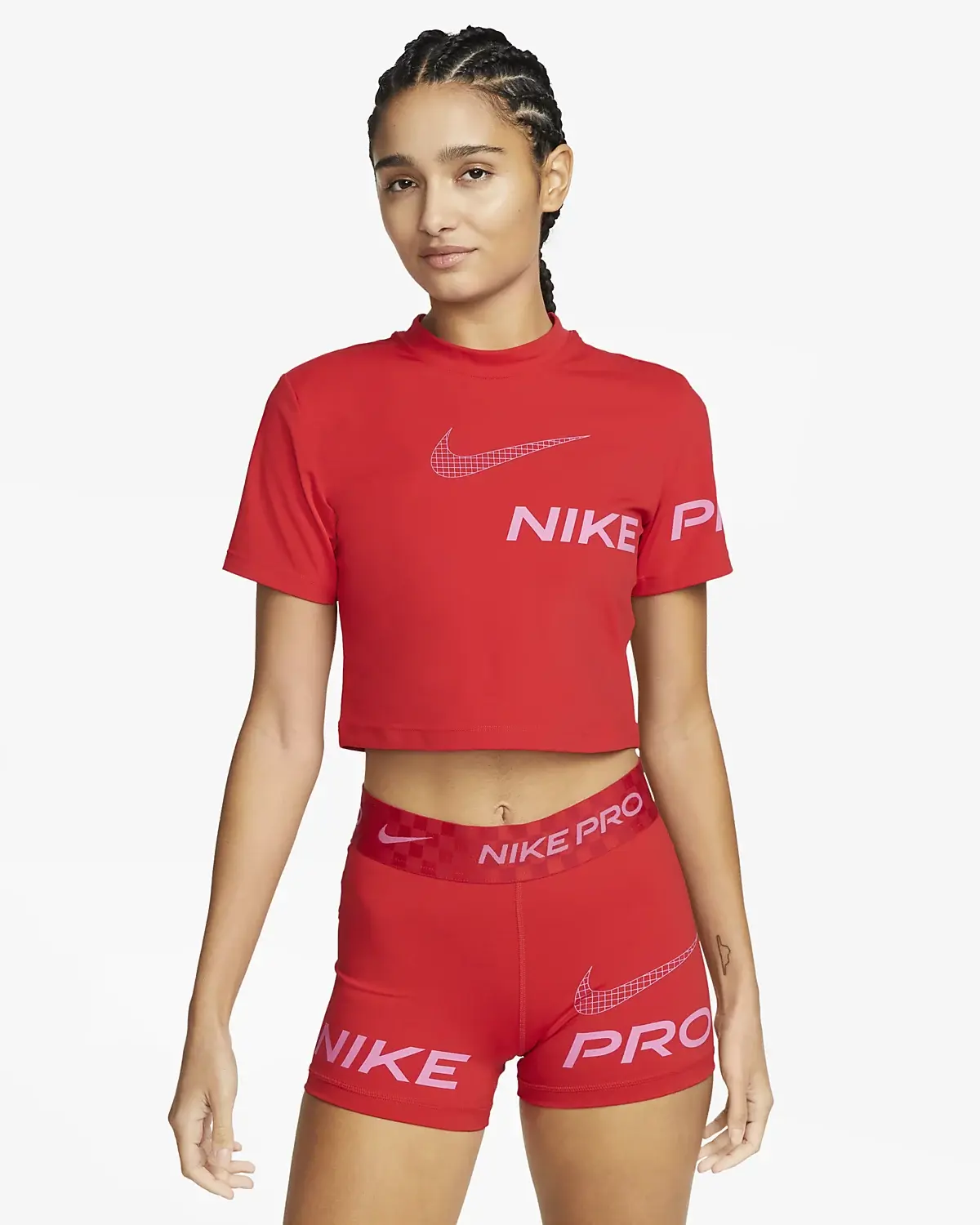 Nike Pro Dri-FIT. 1