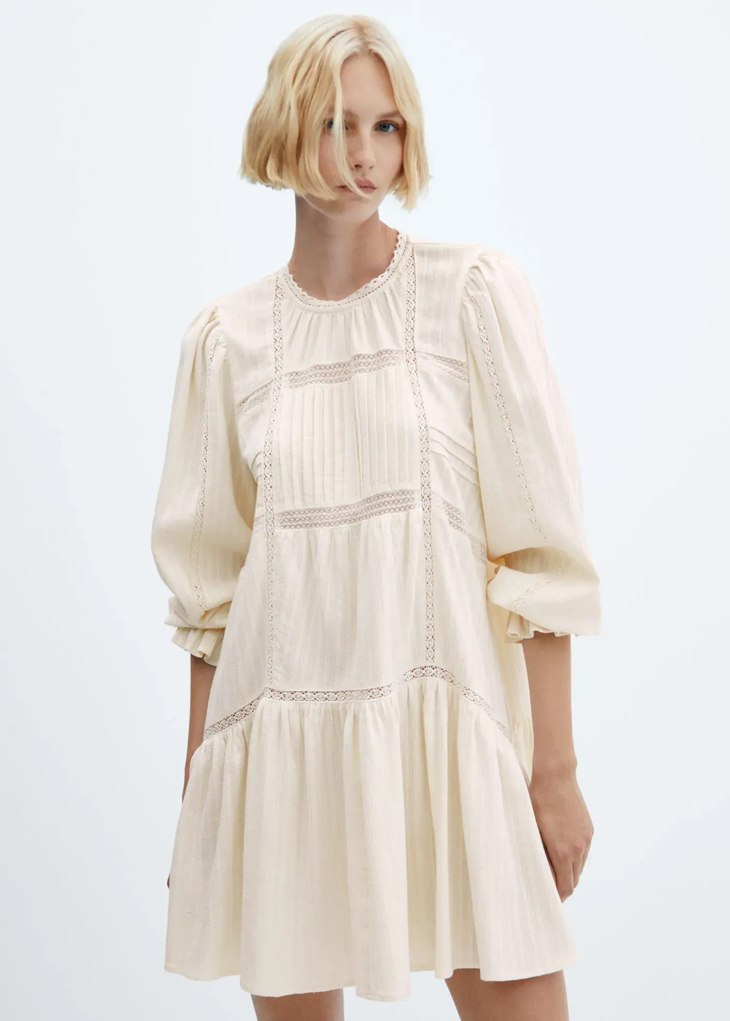 Mango Puff-sleeved embroidered dress. 1