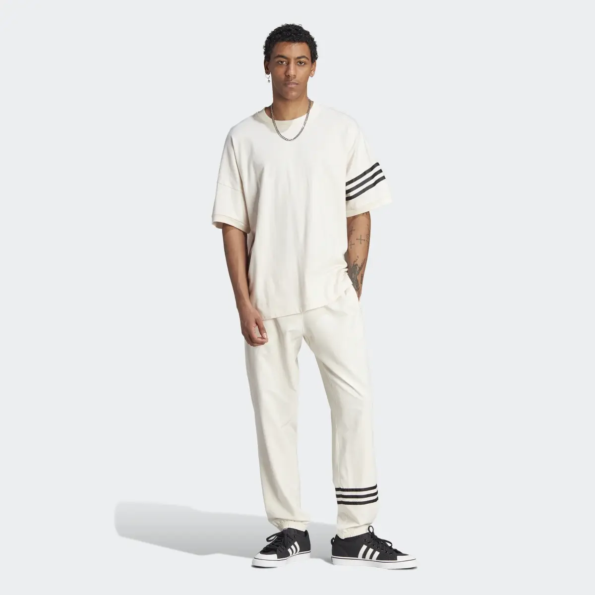 Adidas Adicolor Neuclassics Track Pants. 3