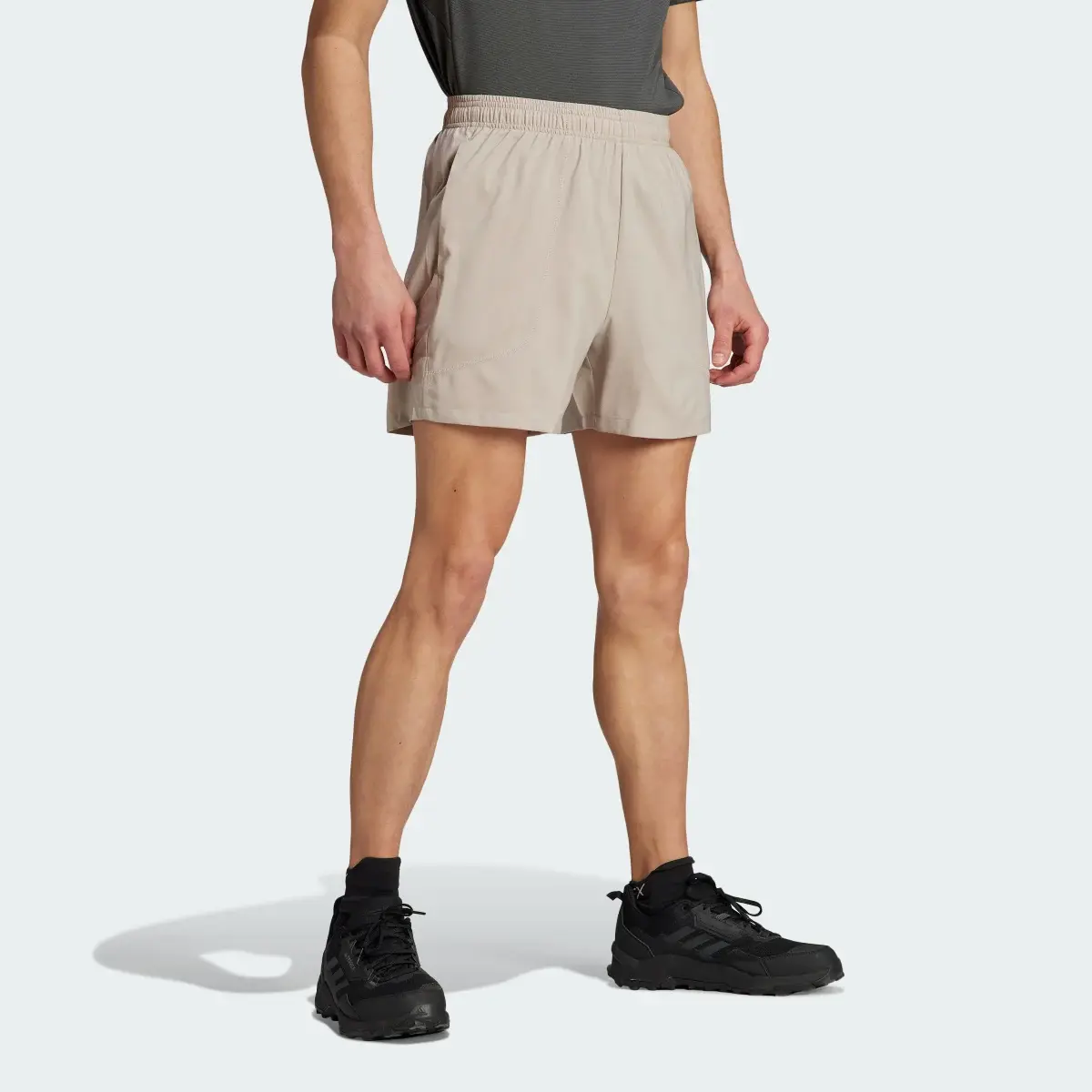 Adidas Terrex Multi Shorts. 3