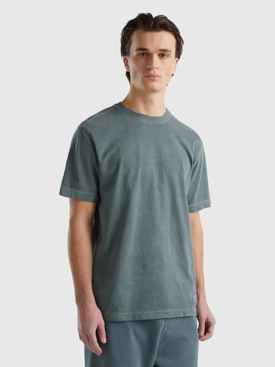 Benetton 100% organic cotton crew neck t-shirt. 1