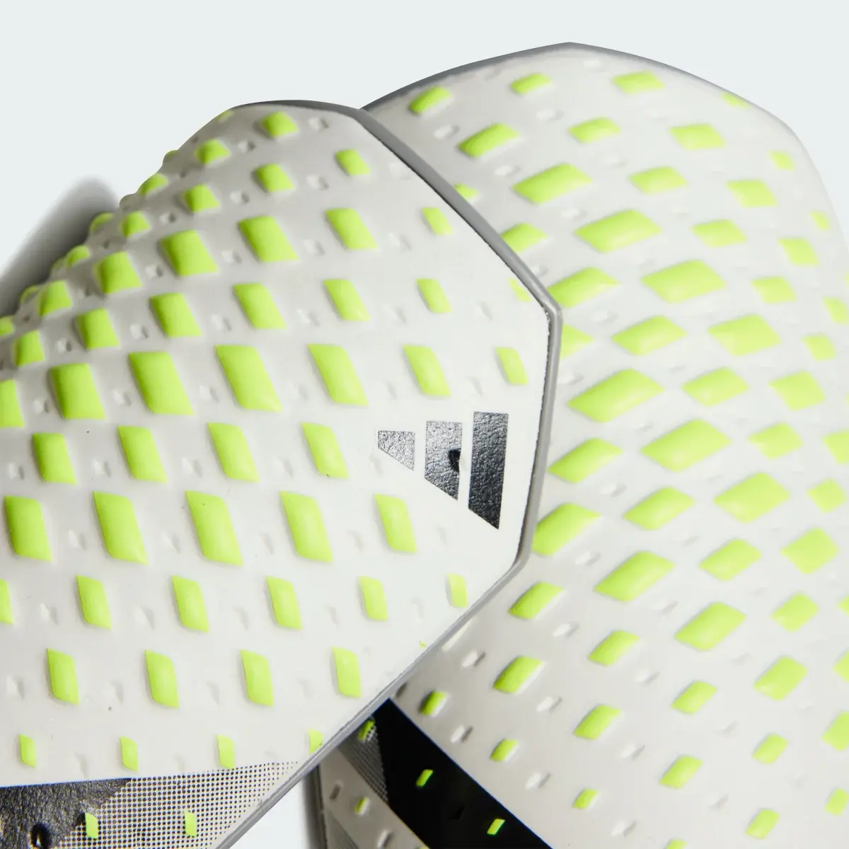 Adidas Espinilleras Predator 20 League. 3 Adidas Espinilleras Predator 20 League. 3