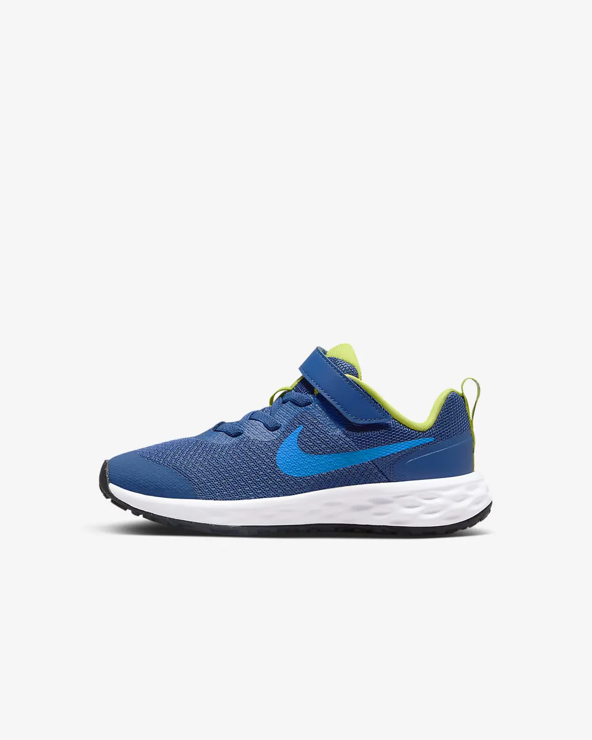 Nike Revolution 6. 1