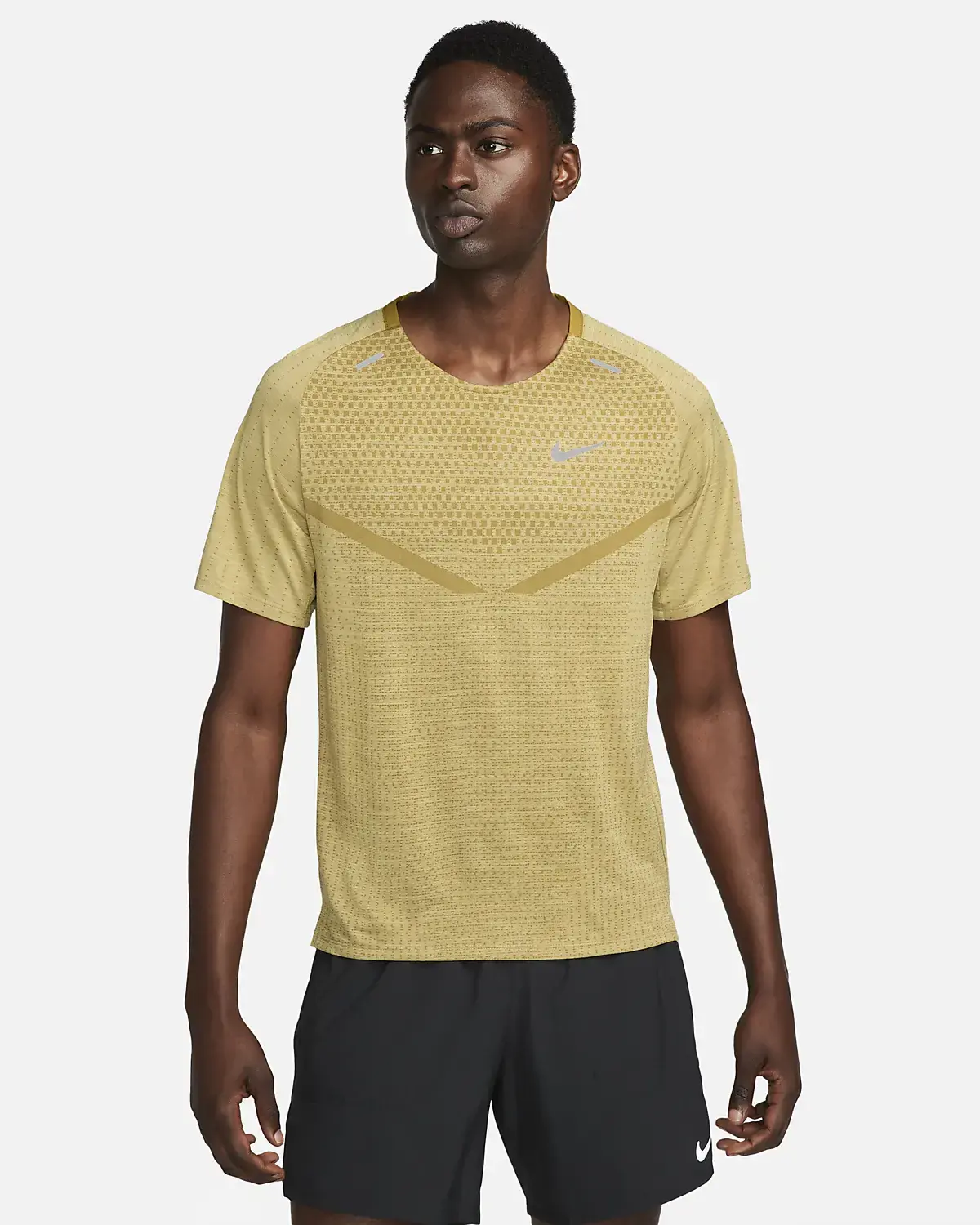 Nike Tech Knit. 1