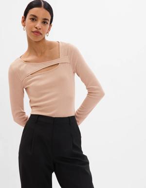 Metallic Rib Crossover Cutout Top beige