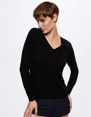 V-neck wool sweater