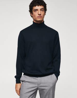 Turtleneck wool sweater