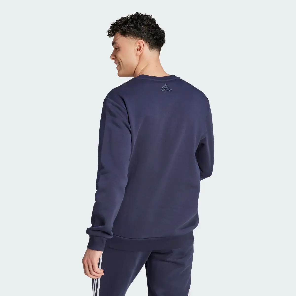 Adidas Essentials Fleece Big Logo Sweatshirt. 3