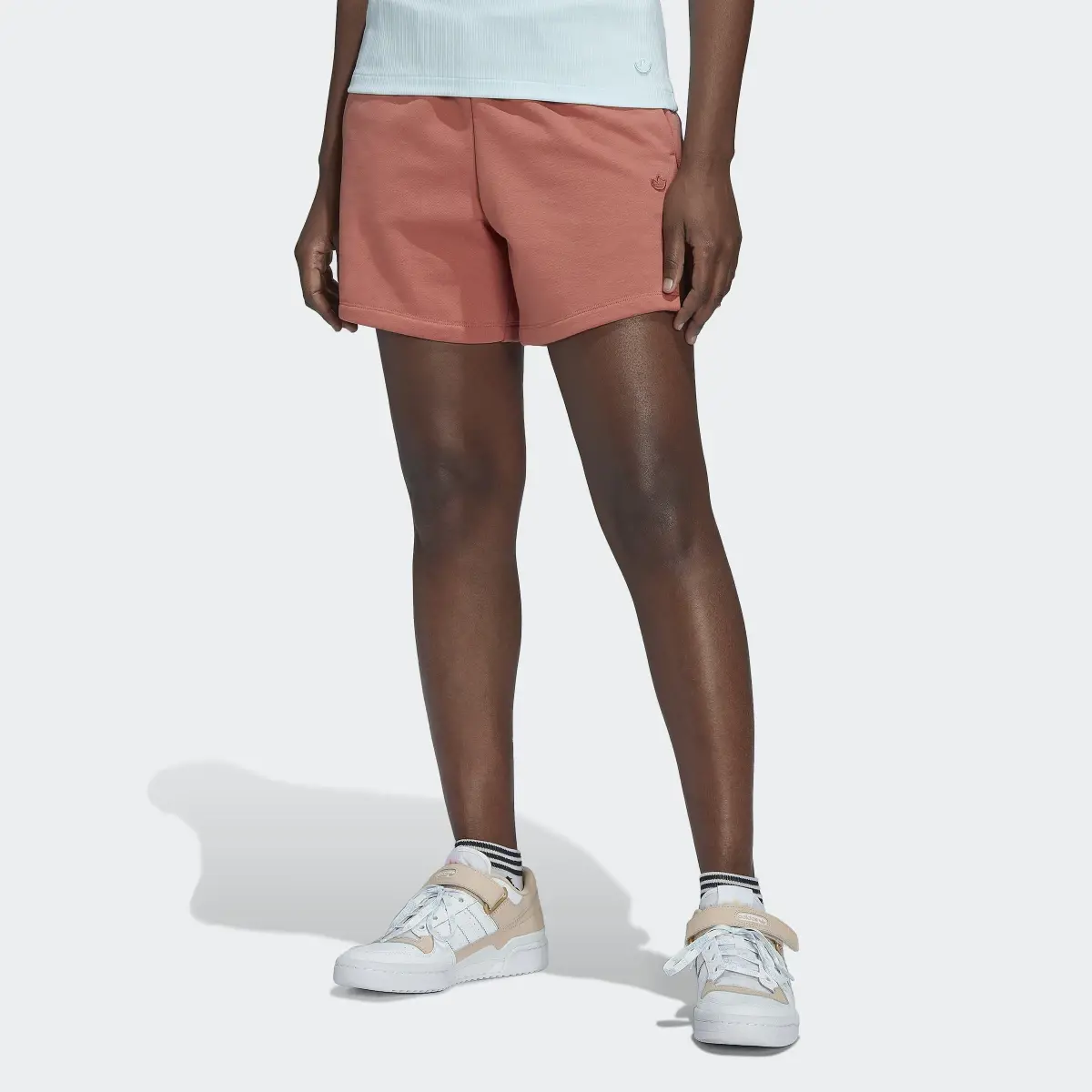 Adidas adicolor Contempo Shorts. 3