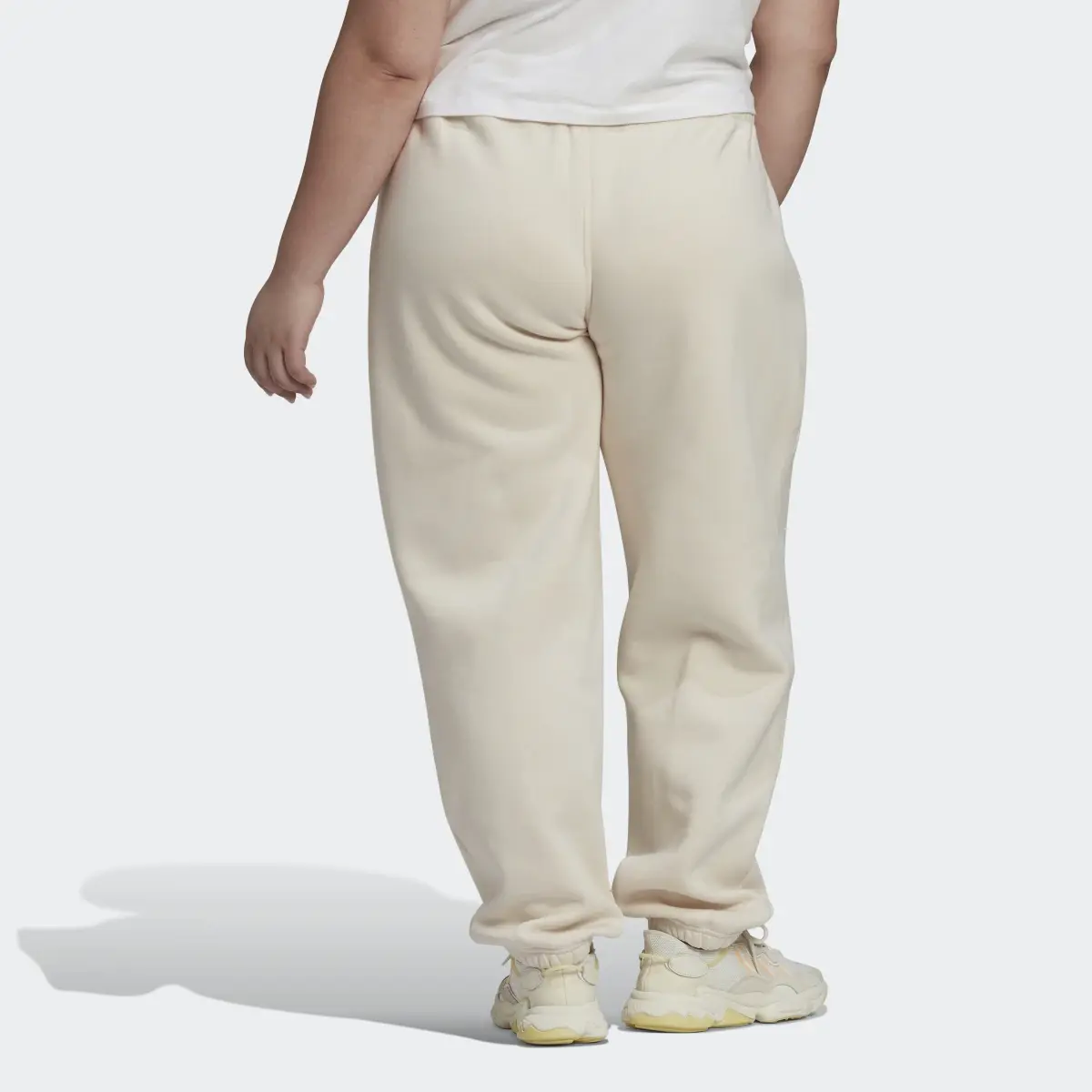 Adidas Adicolor Essentials Pants (Plus Size). 2