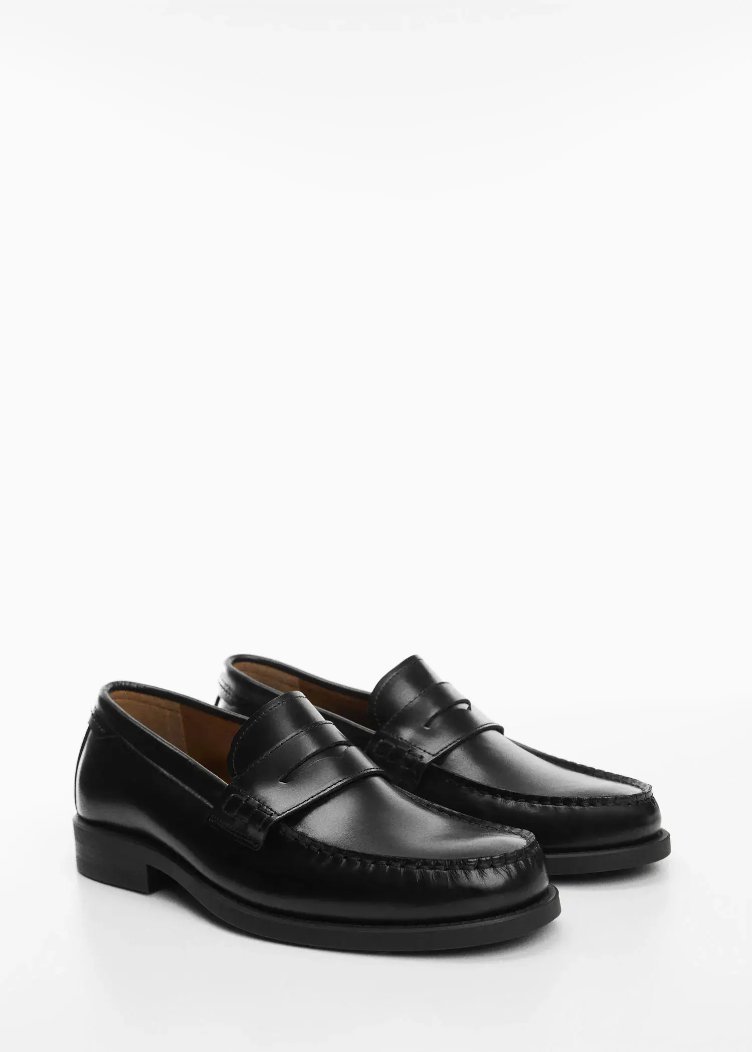 Mango Aged-leather loafers. 2