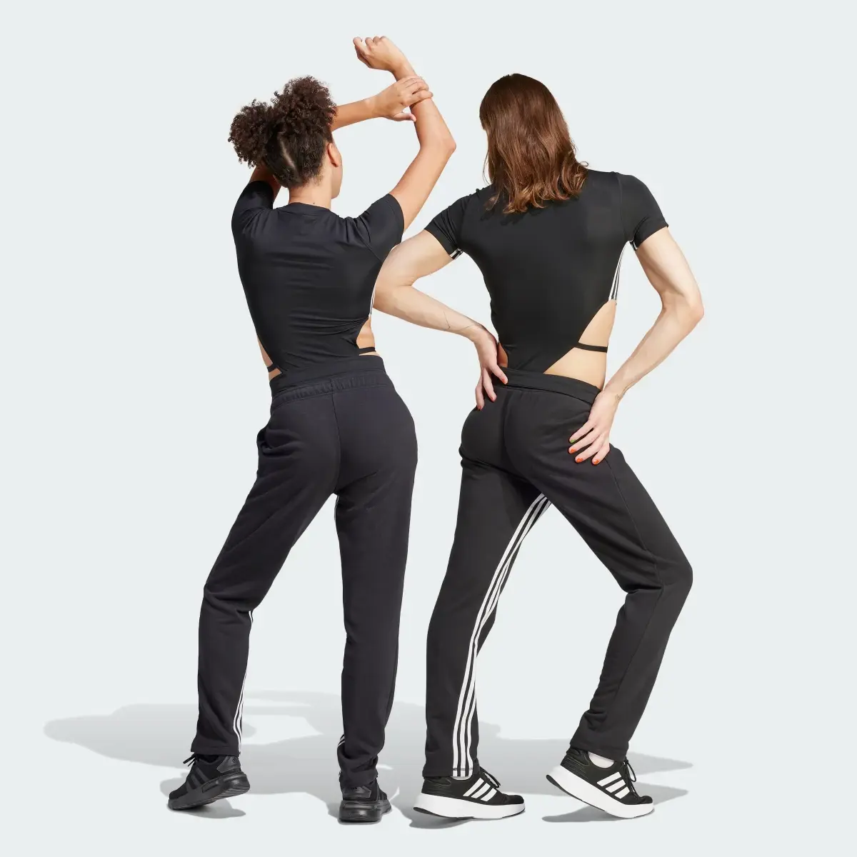 Adidas Pantaloni Dance All-Gender Versatile French Terry. 2