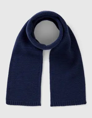 knit scarf in stretch wool blend