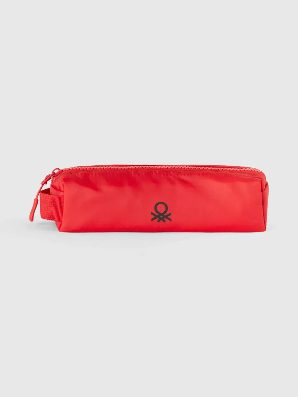 Benetton pencil case with logo. 1