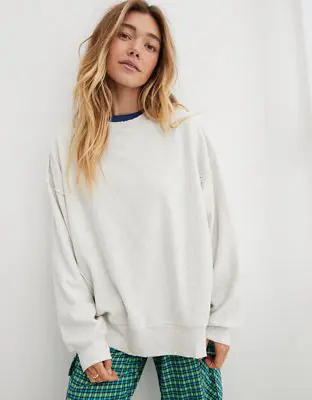 American Eagle The Chill Cozy Crew Sweatshirt. 1