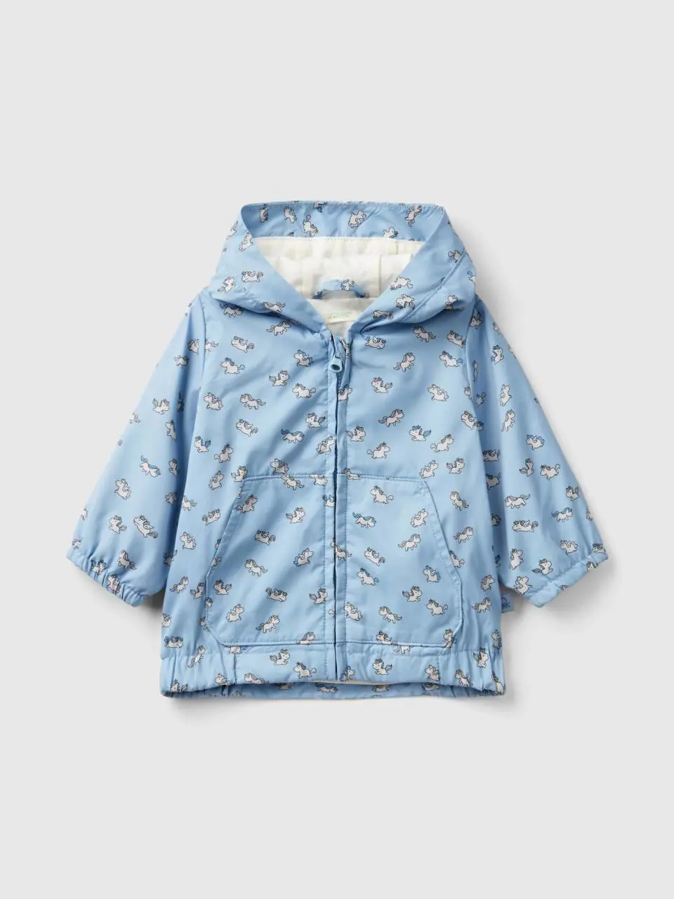 Benetton jacket with unicorn print. 1