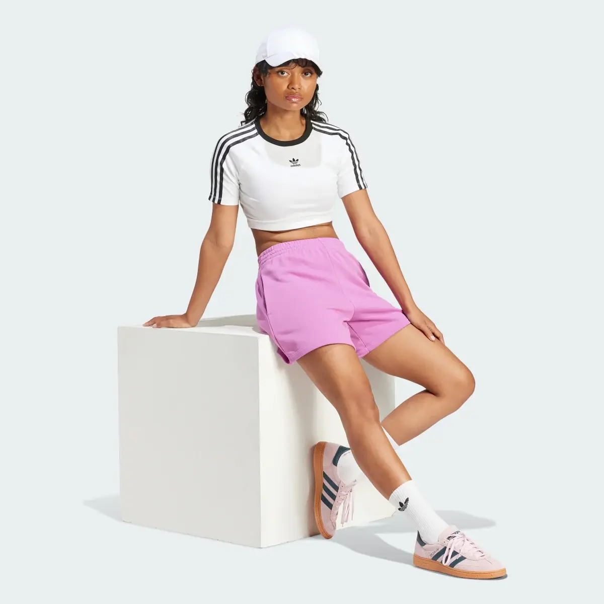 Adidas adicolor Essentials French Terry Shorts. 3