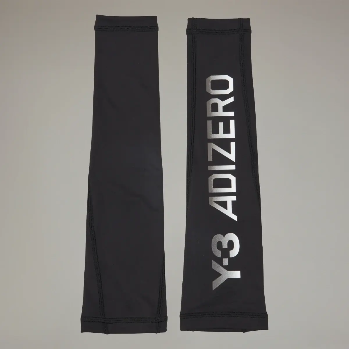 Adidas Y-3 Adizero Arm Sleeve. 2