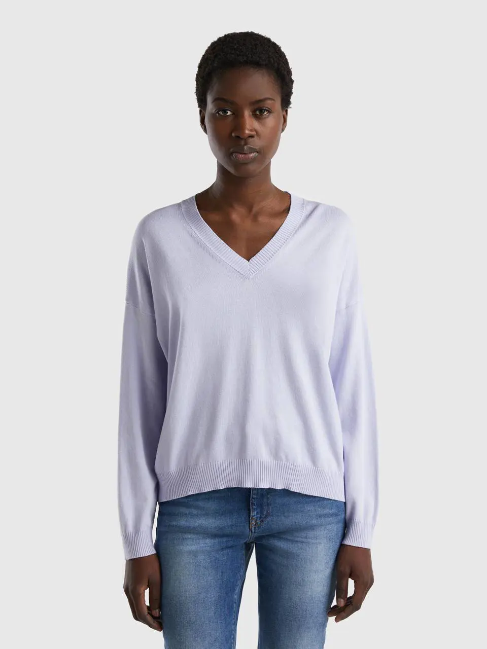 Benetton sweater with v-neck. 1