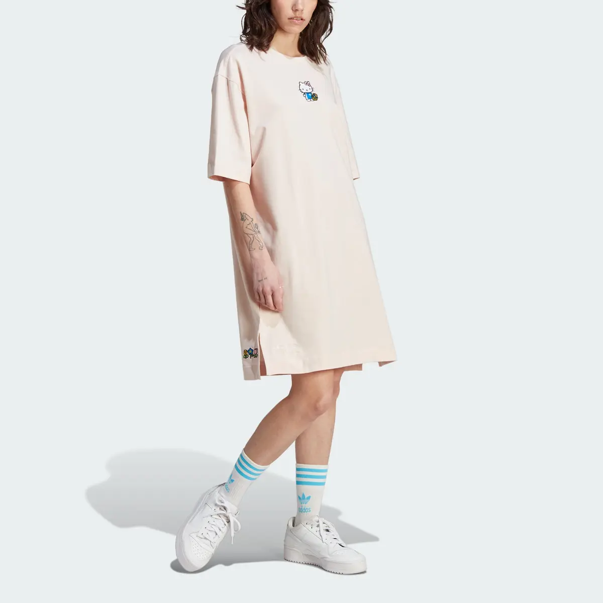 Adidas Vestido tipo Playera adidas Originals x Hello Kitty. 1