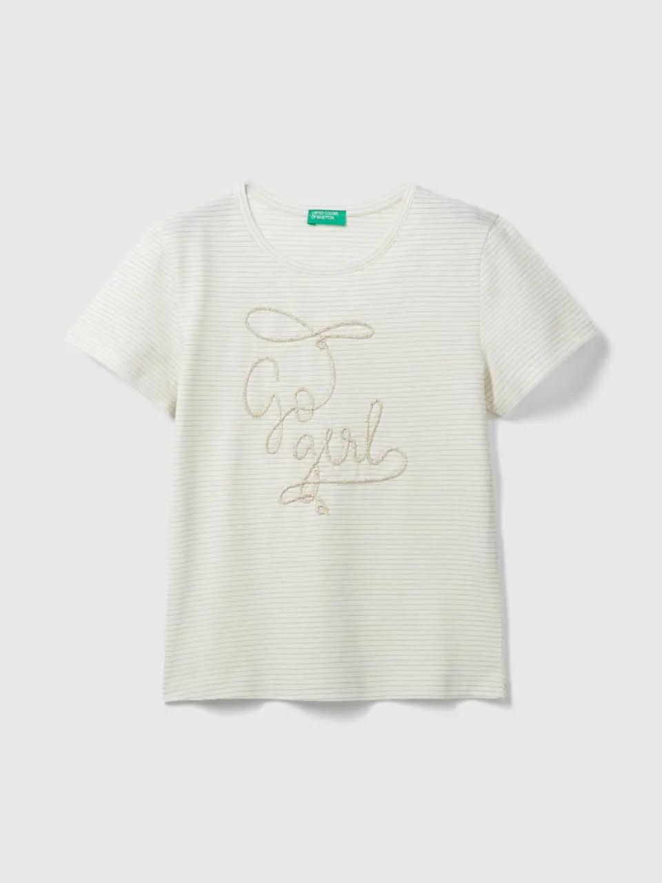 Benetton t-shirt with cord embroidery. 1
