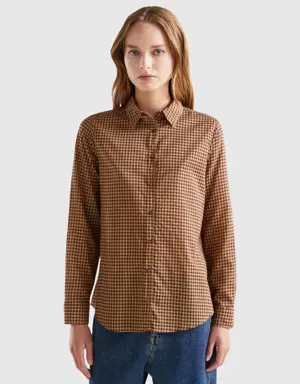 brown houndstooth shirt